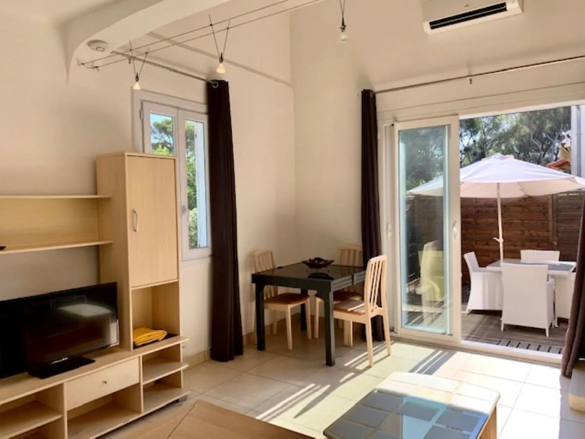 Residence Le Clos D'Azur Frejus 0*,  France